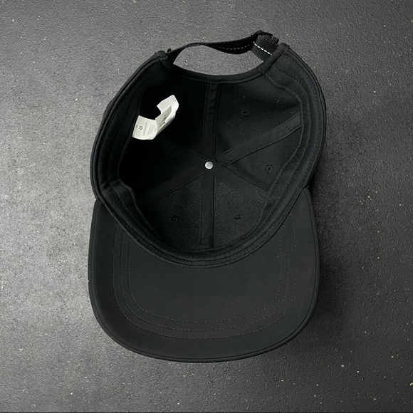 RARE lululemon Ghost Race Baller Hat - Picture 4 of 8